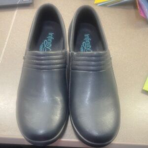 Infinity Women's Classic Black Mules